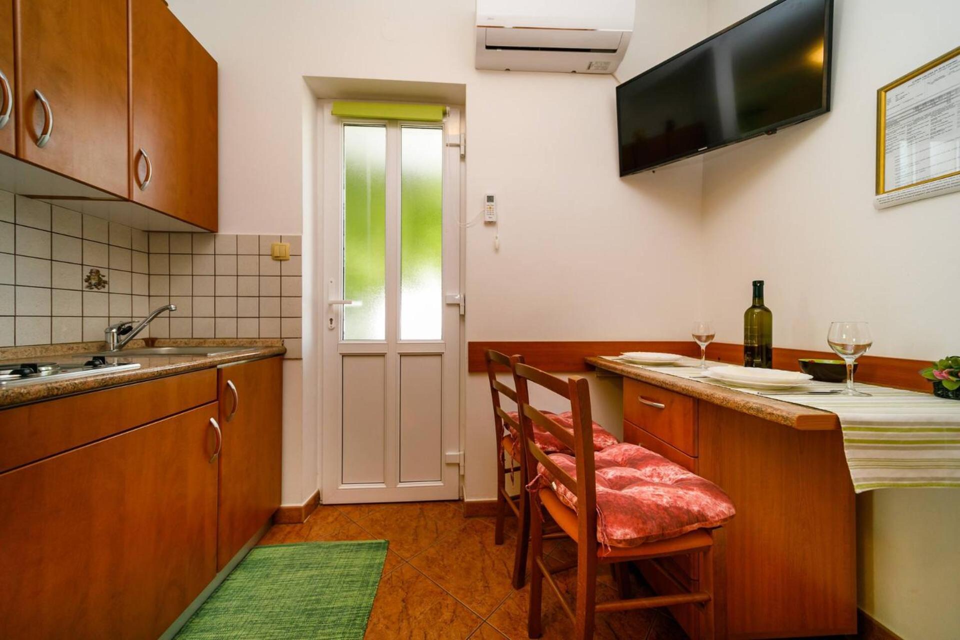 Apartments Paradiso คิร์ก ภายนอก รูปภาพ