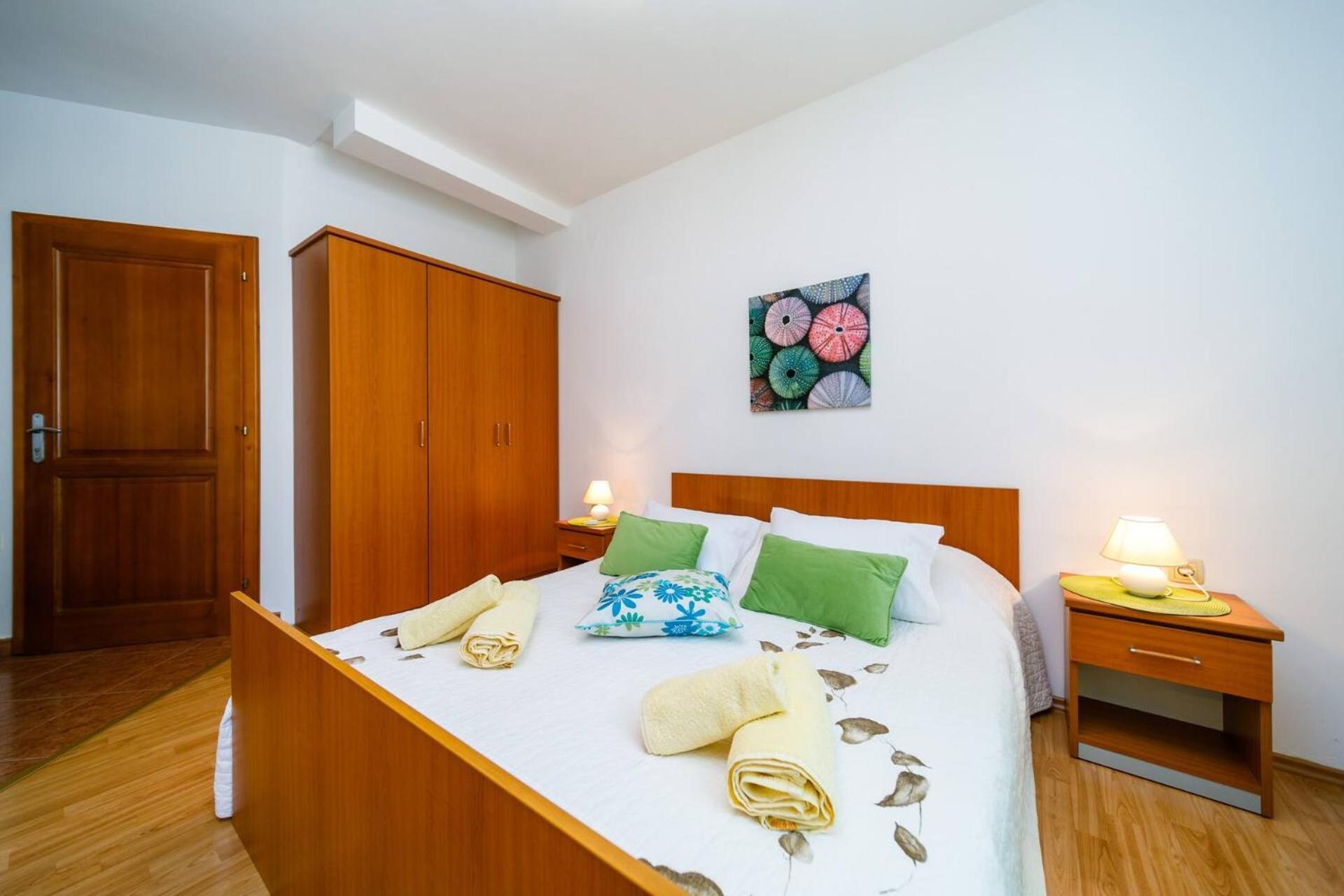 Apartments Paradiso คิร์ก ภายนอก รูปภาพ