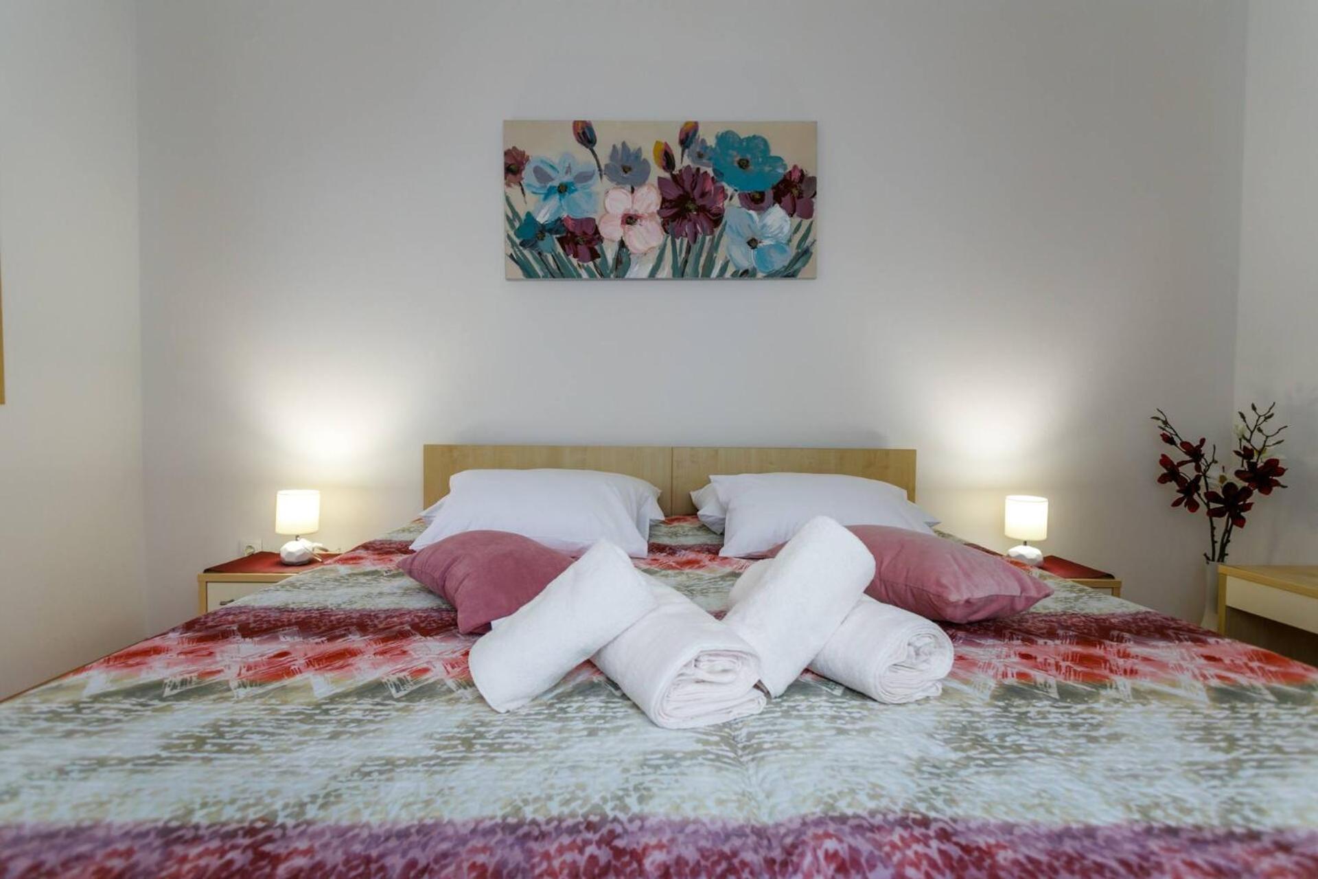 Apartments Paradiso คิร์ก ภายนอก รูปภาพ