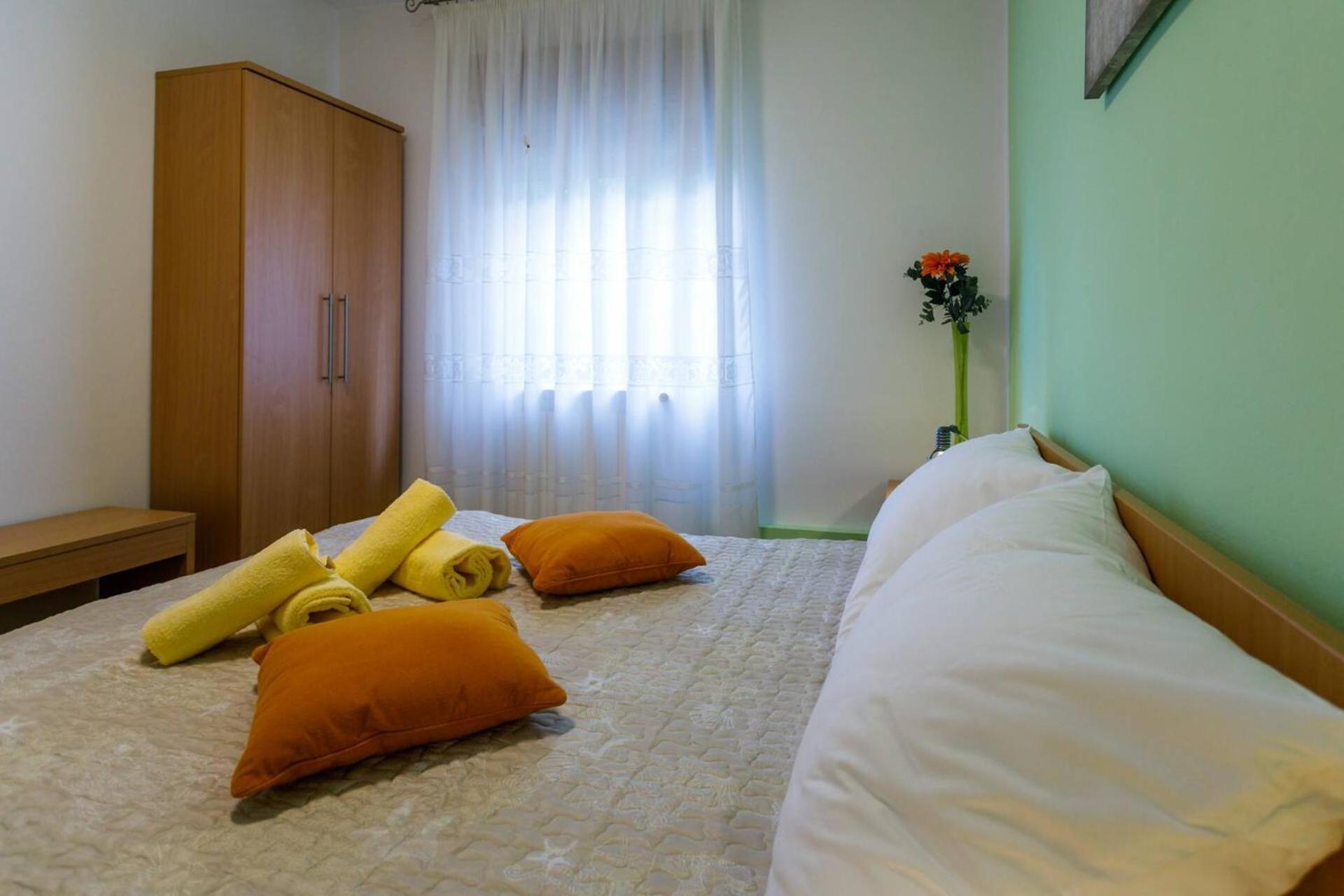 Apartments Paradiso คิร์ก ภายนอก รูปภาพ