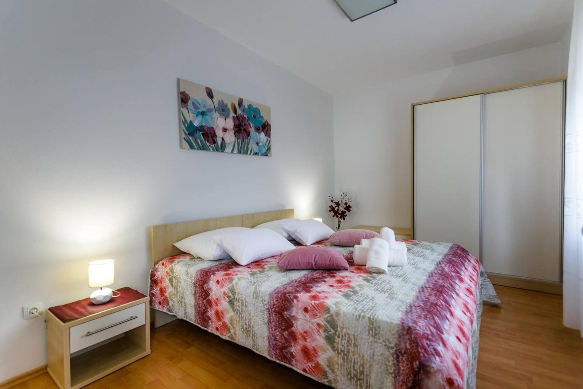 Apartments Paradiso คิร์ก ภายนอก รูปภาพ